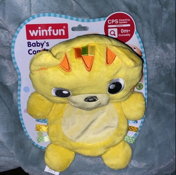 Winfun Baby Comforter Pal - Picture 3 of 3